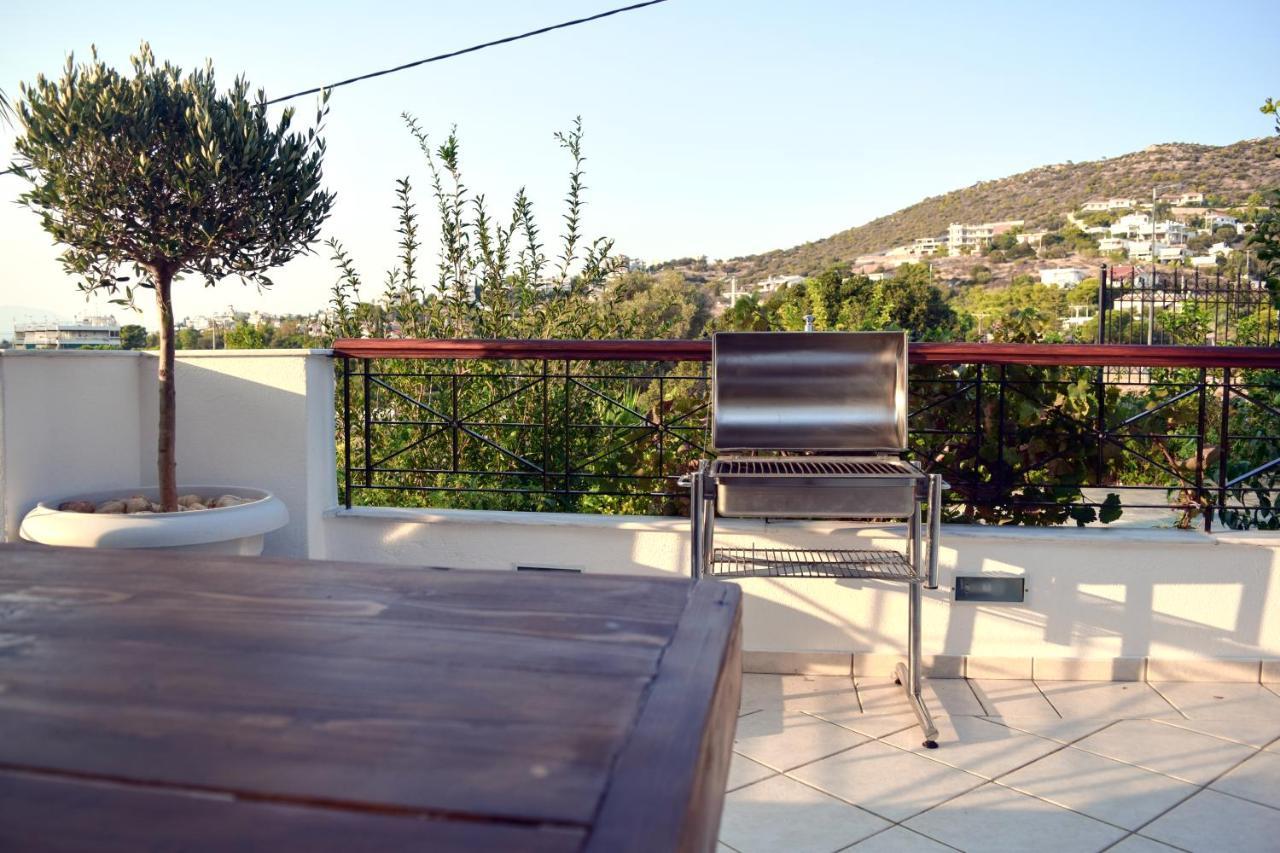 Luxury Seaview Apartment By The Sea Saronida エクステリア 写真